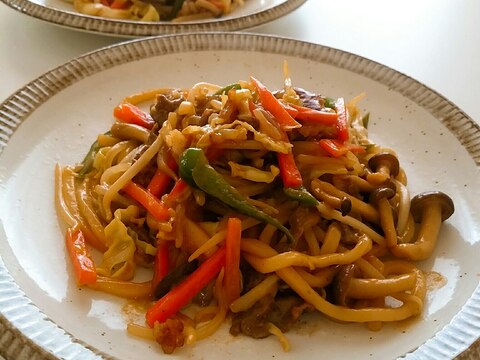 オイマヨで簡単焼きうどん